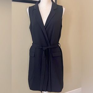 Anthropologie Black sleeveless mini dress. M
Vest belted